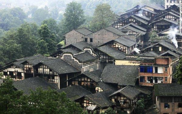 重庆最低调的古镇，每年吸引大量的游客，当地人却依旧十分淳朴