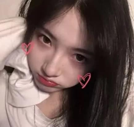  【标志】女孩子眼睛有这“3标志”，天生自带“眼妆”，00后学生党快自测