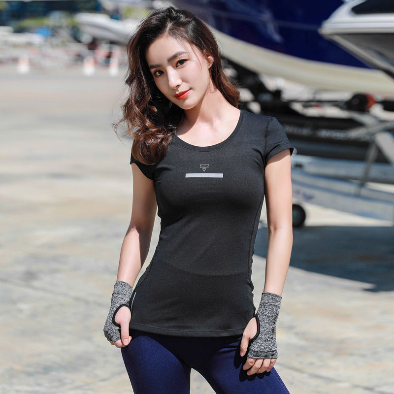 女款打底衫，超好看，超实惠，上身效果棒棒的~