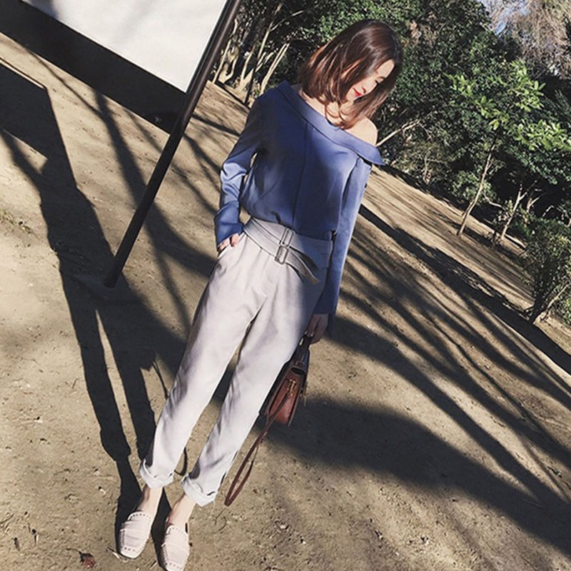 别再穿牛仔裤了，今年流行宽松的小香风套装，7080后穿美醉了