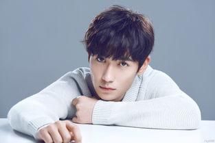 朱一龙被爆恋情，谣言or自爆前的试水？真的很迷了……