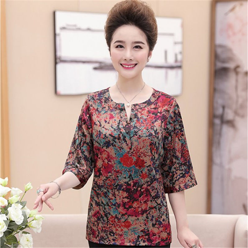 中秋国庆出游，6070后女人，就带这“秋款妈妈装”，美翻了