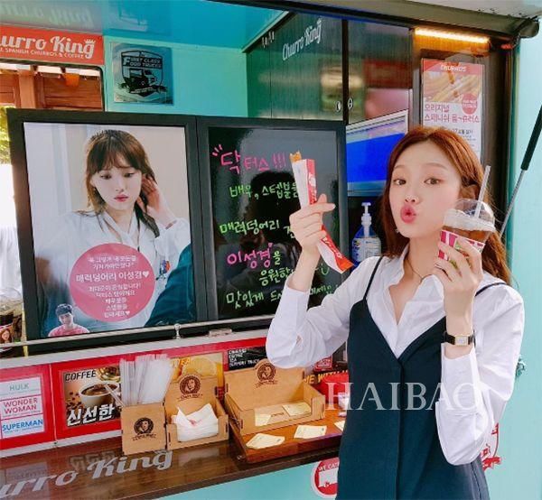 什么｜迷倒南柱赫，和权志龙同公司，奔三的她越来越火了？