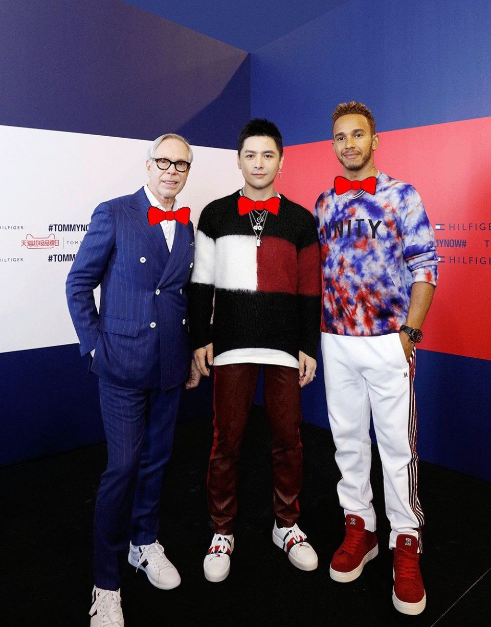 看热闹 | 这些人跑到黄浦江边比谁钻石大,你猜比伯嫂的排第几?