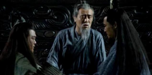  『刘备』诸葛亮身体没有残疾，为什么出征都要坐着轮椅？专家：他有苦衷