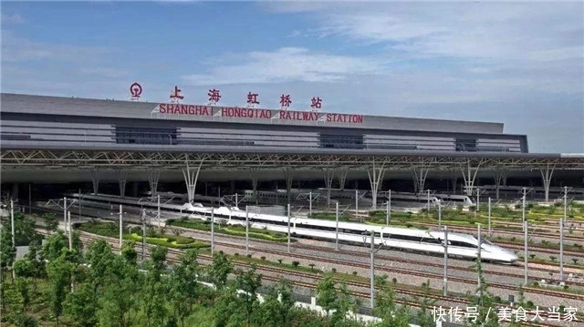 中国最繁忙的高铁站，平均84秒发出一趟列车，日客流量高达十几万