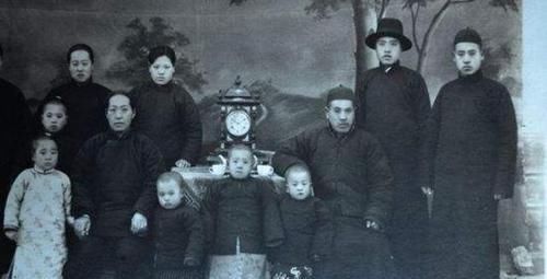  文彩死后：“大地主”刘文彩去世，如今7个子女现状如何？