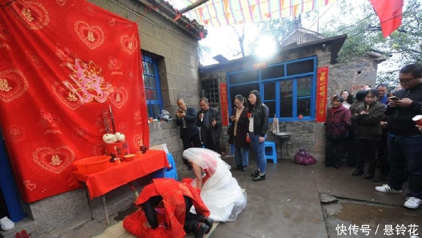 农村俗语“树夹房墙上墙，不败也得亡”，什么意思，有道理吗？