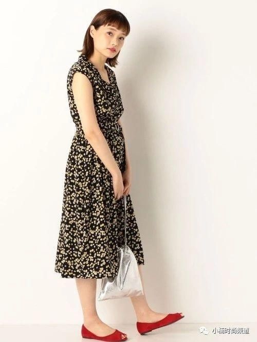 2018年夏天复古开襟洋装太可爱!日本当季流行洋装穿搭