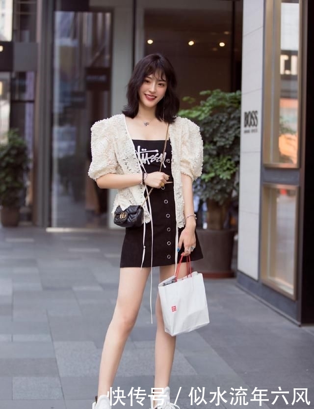 #小姐姐#潮人脚下也是一道风景线!运动鞋一年四季都很有存在感