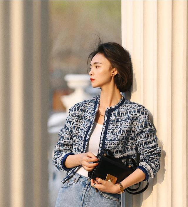  「面搭配高腰牛仔」衣服买得越来越少,但穿得越来越时髦好看的秘诀,仙女们快来mark...