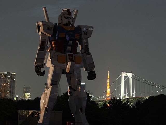  【台风】台风过后，日本那个等身高达不仅没倒，反而被台风给洗