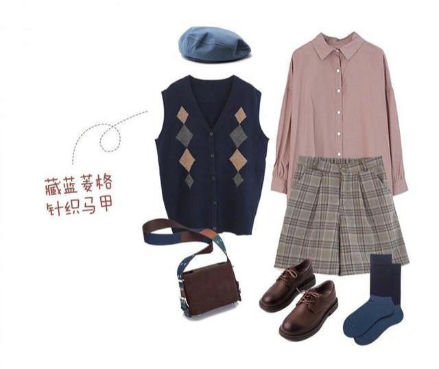  『解决』春天怎么拯救乱穿衣多套“马甲”搭配灵感，解决换季尴尬穿衣难