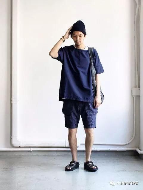 今年要拥有的时尚icon：宽裤，混搭街头潮流休闲