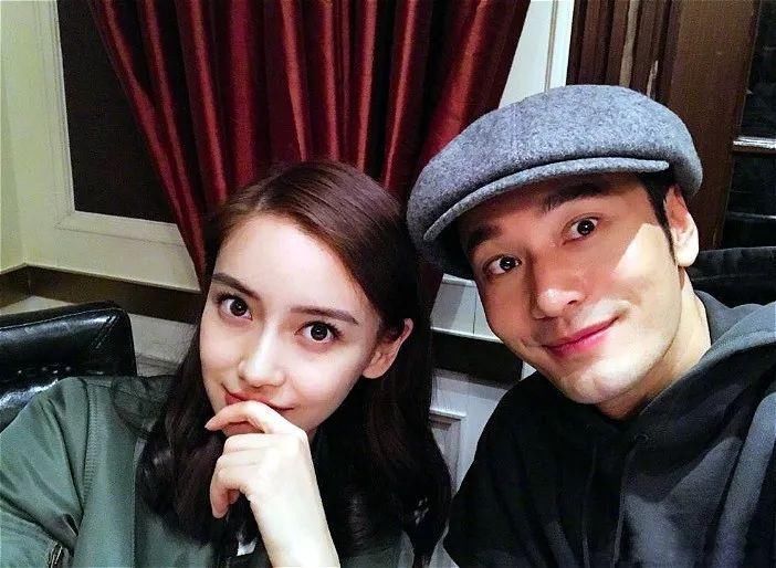 黄晓明身高是假的，头发是假的，圈钱倒是真的?网友:要凉