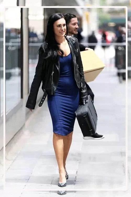 女生穿裙子记住四不要。