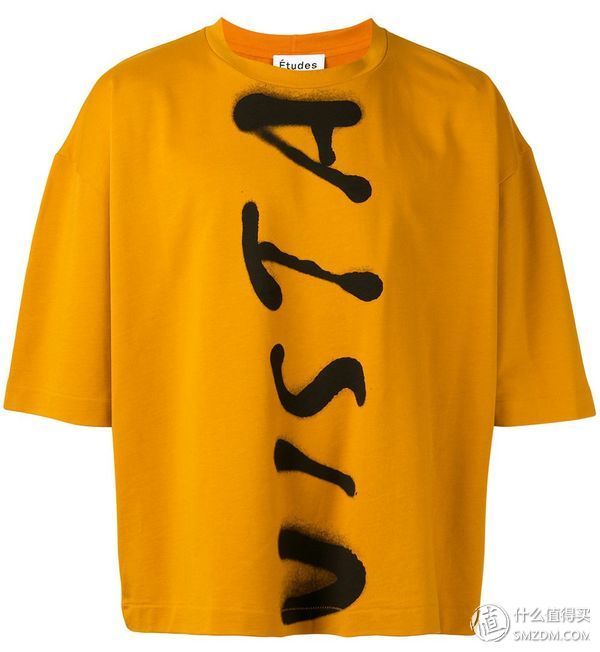 男生夏季穿搭 篇四:男生夏季色彩搭配:黑