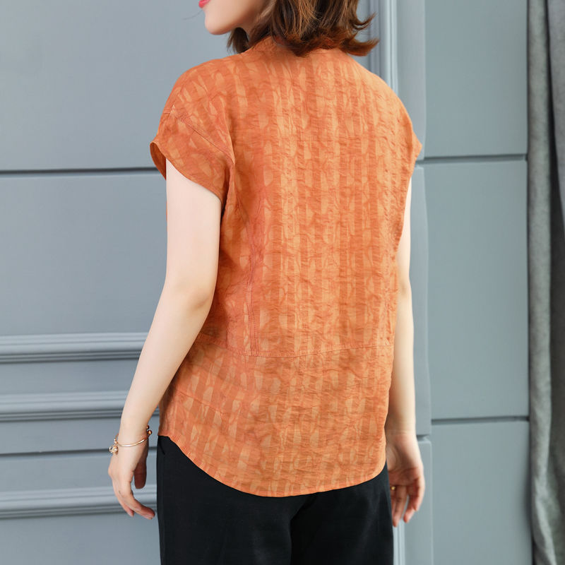 难怪媳妇把裙子都扔了，今年流行的“流氓衫”，一件比一件显嫩美