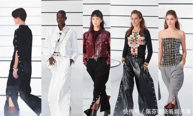 「尽显」Chanel巴黎时装周秋冬大秀,尽显高雅简约