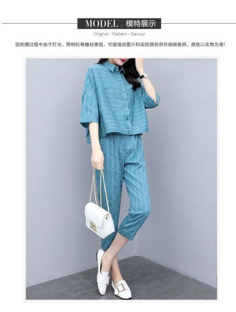  #身材#五一出游不愁搭，瞧这“孔雀蓝”套装，70后穿，减龄显高级