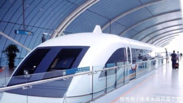 为何高铁不走直线，要绕着走弯路？看完佩服了