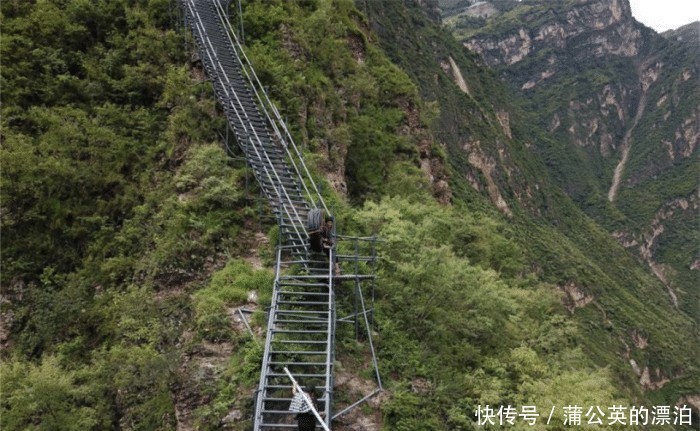  「资助」当年花6亿资助的悬崖村，现在怎么样了？网友：修个铁梯