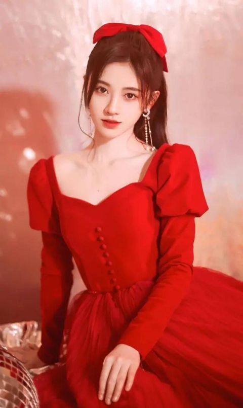 2019鞠婧祎谢娜春晚
