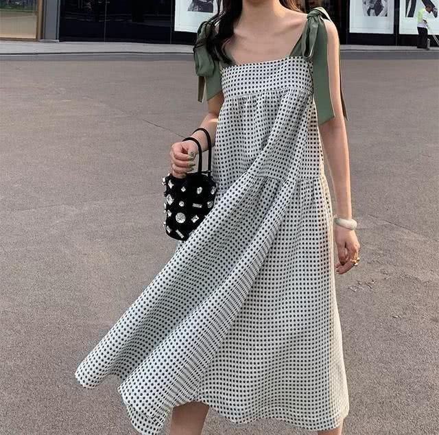 #仙女裙#春夏元气穿搭,超仙显瘦连衣裙,少女感满满,是心动的感觉!