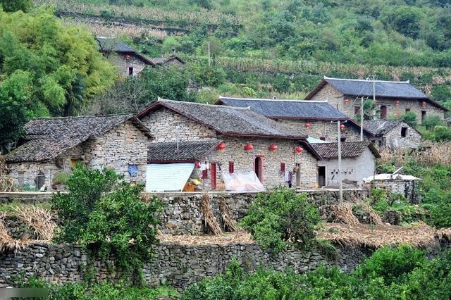 农村户口注意了，农村户口不要轻易迁出了，这5大好处你知道吗？