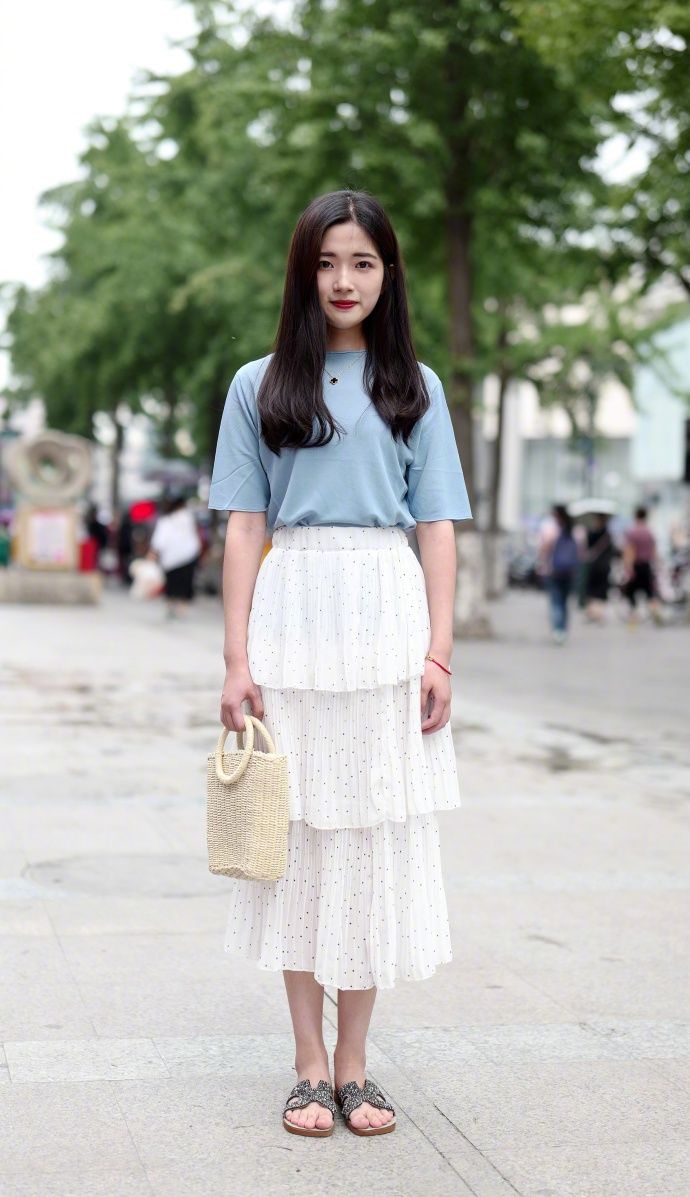 街拍丨天这么热为啥还出门，当然是为了看美女!