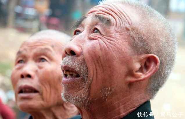 老话说娘娘葱、独头蒜、仰头女、低头汉不要