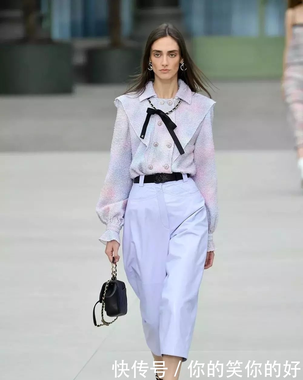 「旅程」搭乘 CHANEL 巴黎皇宫火车,开启通往新时代的旅程