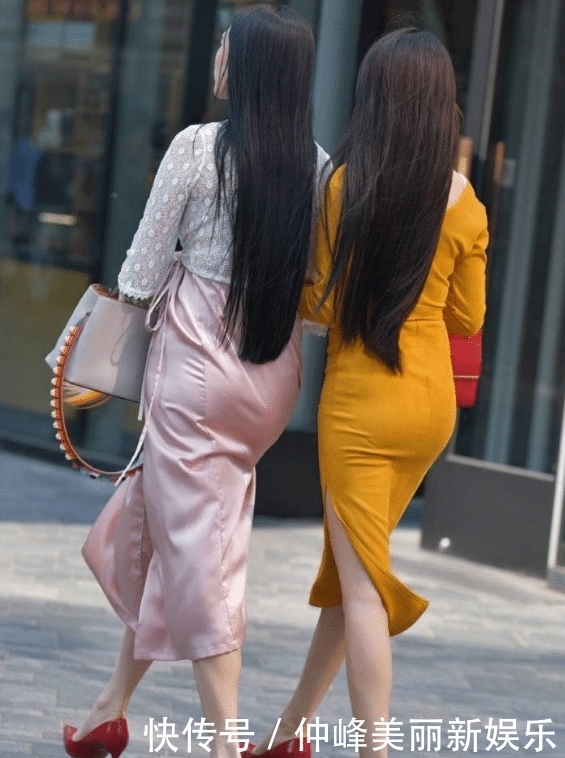 「粉色」街头摄影粉色还是黄色两个辣妈美起来真要命