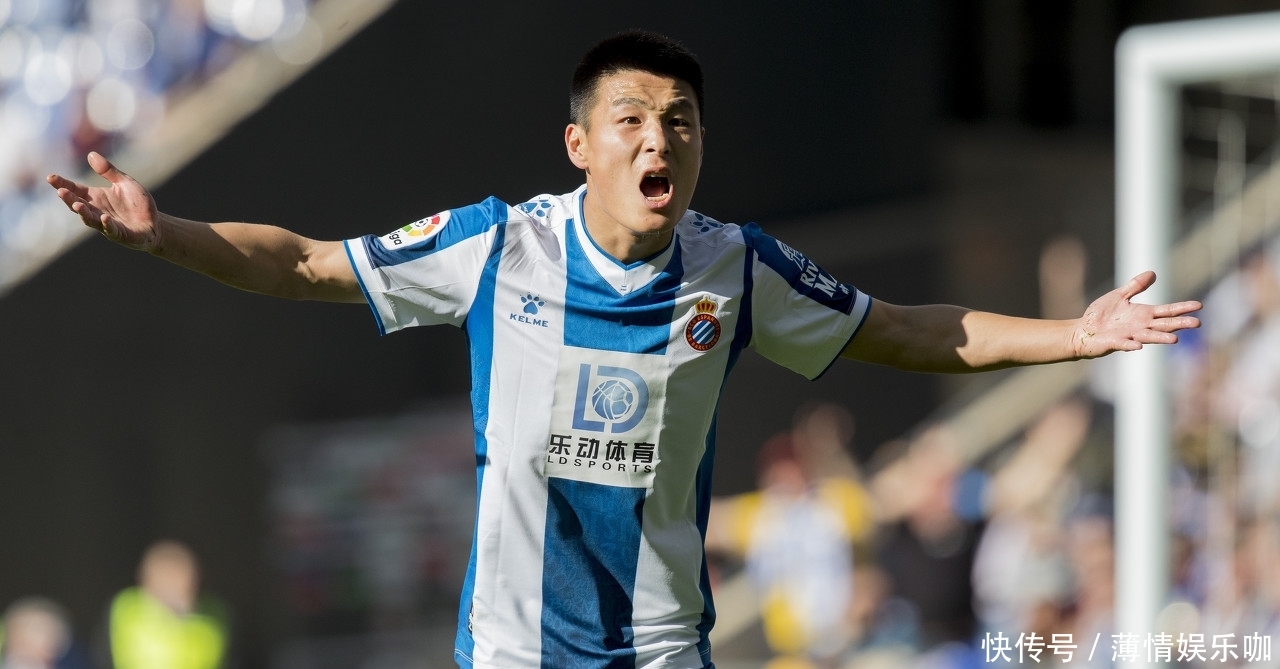 武磊对阵巴萨打进的一球