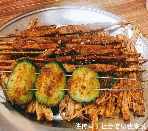 「热干面」吉庆街撸烤串户部巷吃过早,武汉小吃多得超乎想象,想吃