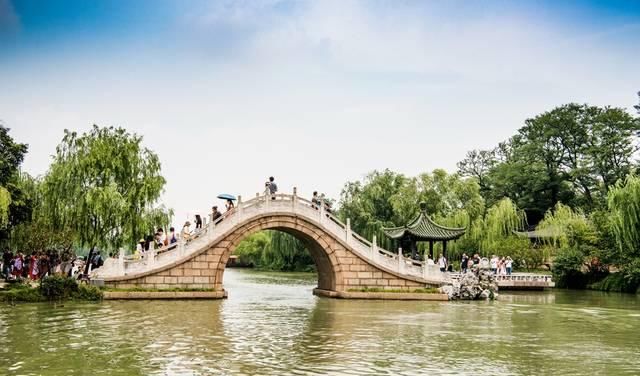  「粤菜」江苏扬州旅游，船娘个个貌美如花，淮扬菜比粤菜还好吃！