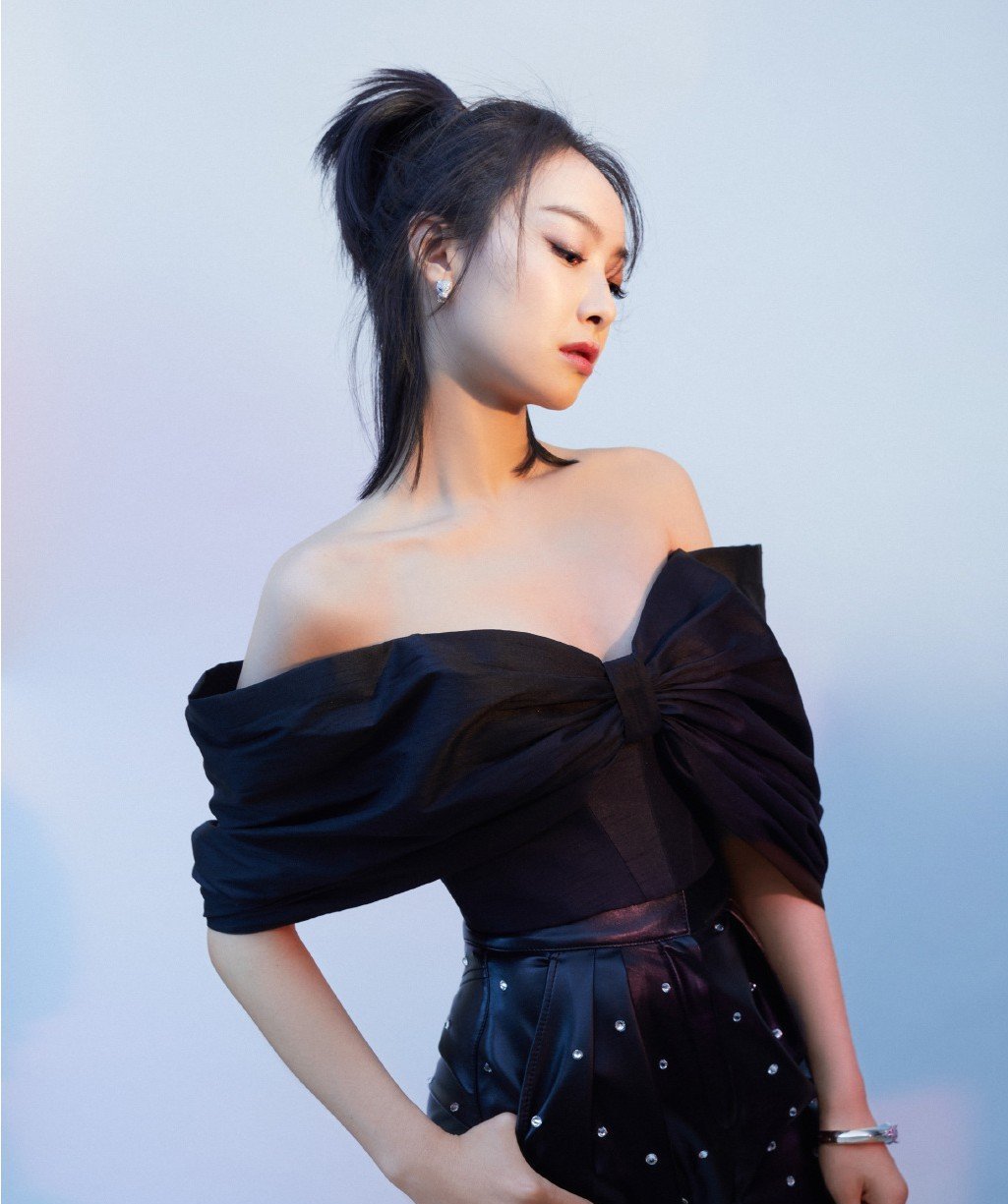 「 刘亦菲」吉娜宋茜PK小蛮腰，佟丽娅比刘亦菲还仙女，杨紫郑爽艳压baby