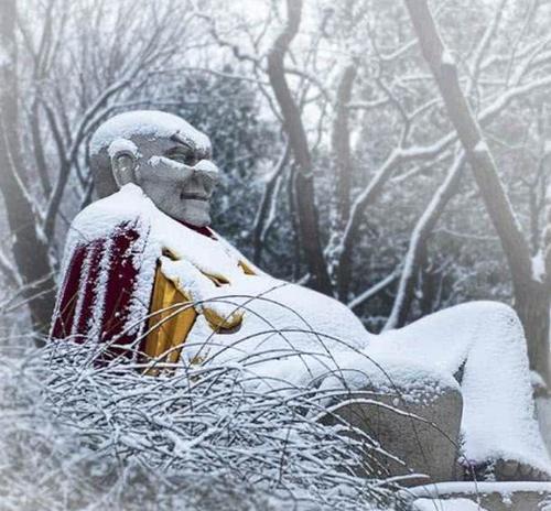 在印度旅行,不能盯着苦行僧看或拍照,这是为什么呢?