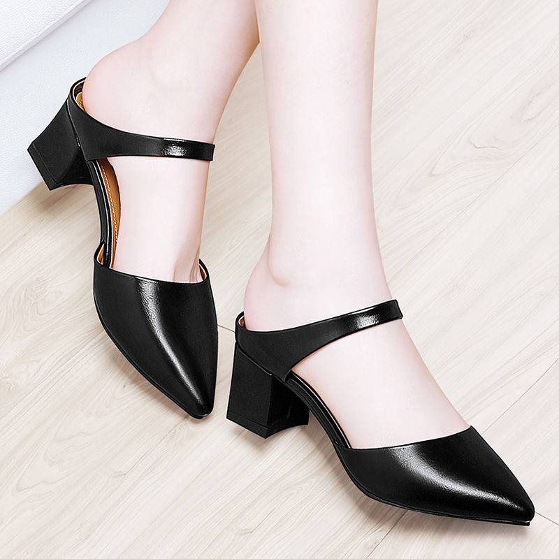 看见女朋友这么穿凉鞋，性感可爱，走了很久都不累脚