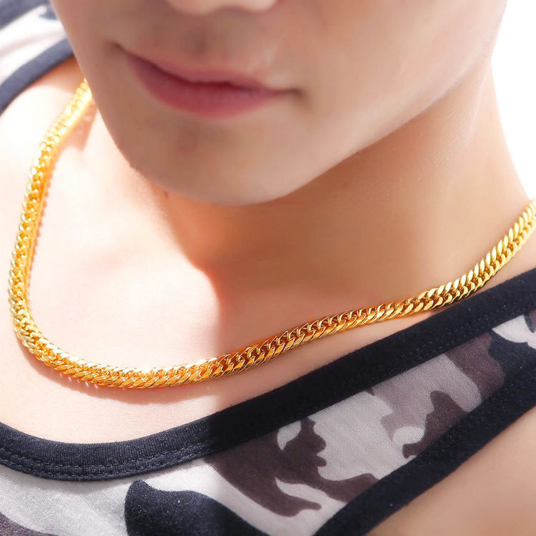 难怪越南人满大街披金戴银，看到价格吓我一跳!没人再带黄金了