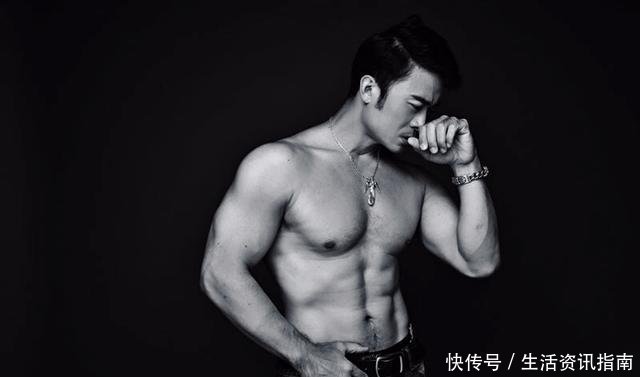 樊少皇登长城引热议成年人的快乐,就是这么简单