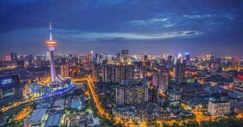 中国最幸福城市：GDP10年增长了1万亿，如今GDP比省内第二高万亿