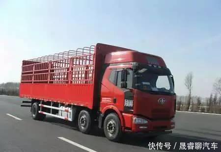 老司机告诉新手4个高速行车技巧，学会后或许用处比较大