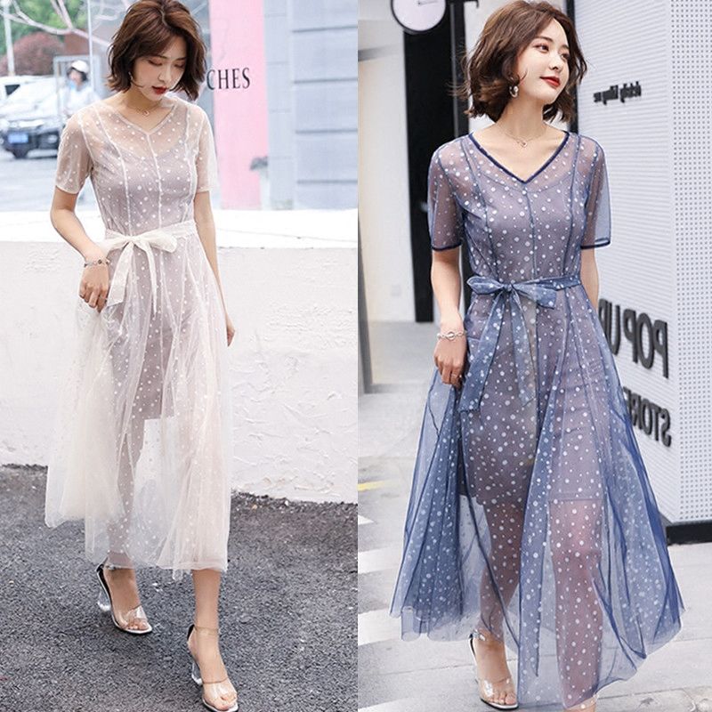 如今的小姑娘真敢穿!如此大胆的“透视衫”直接穿外面!贼诱人了