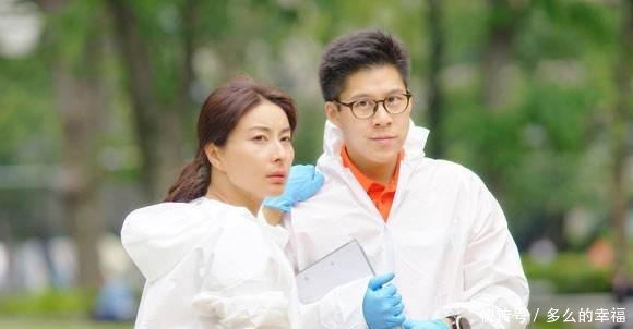  『大儿子』霍启刚宅家陪伴妻儿！郭晶晶入镜温柔大方，6岁儿子十分认真