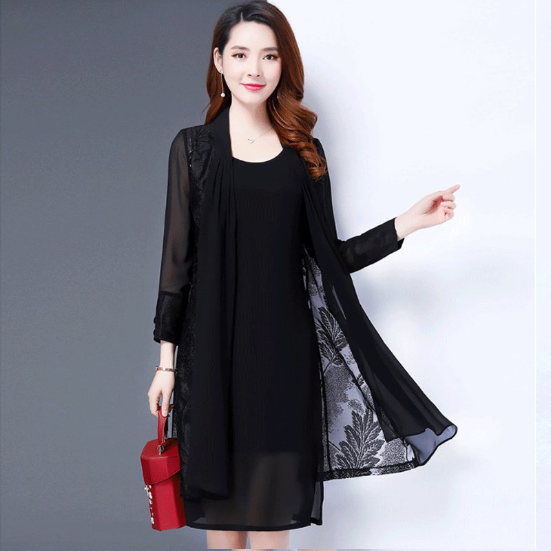 女人再穷，中秋回家也要会穿!推荐试试这些秋季套装，时髦又显嫩