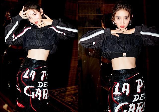 29岁唐艺昕真豪放，上衣短到遮不住重点，一抬手就啥都看见了!