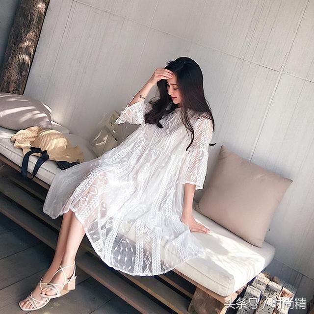 若隐若现的性感诱惑！蕾丝连衣裙只为女人而生