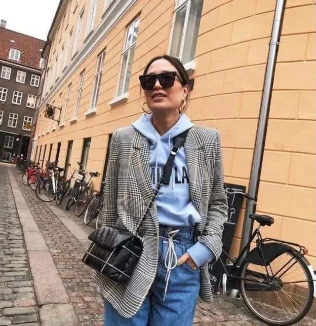 【卫衣】卫衣都有，但是如何穿出高级感你得知道这3点