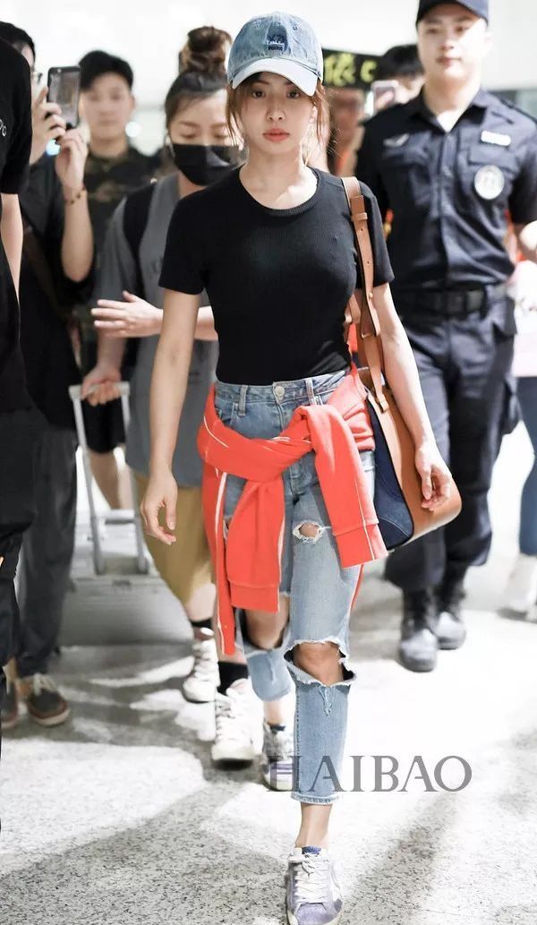 刘诗诗击破离婚传闻!周迅窦靖童这是什么情况?【海报街拍】